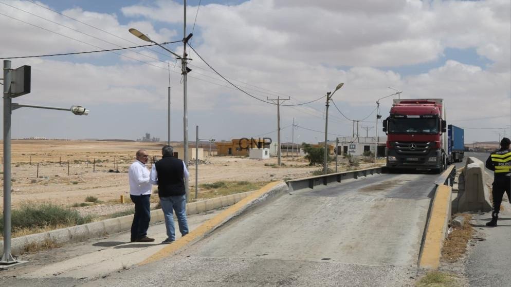 وزير الأشغال: تقنيات حديثة لرصد مخالفات الحمولات المحورية على الطرق