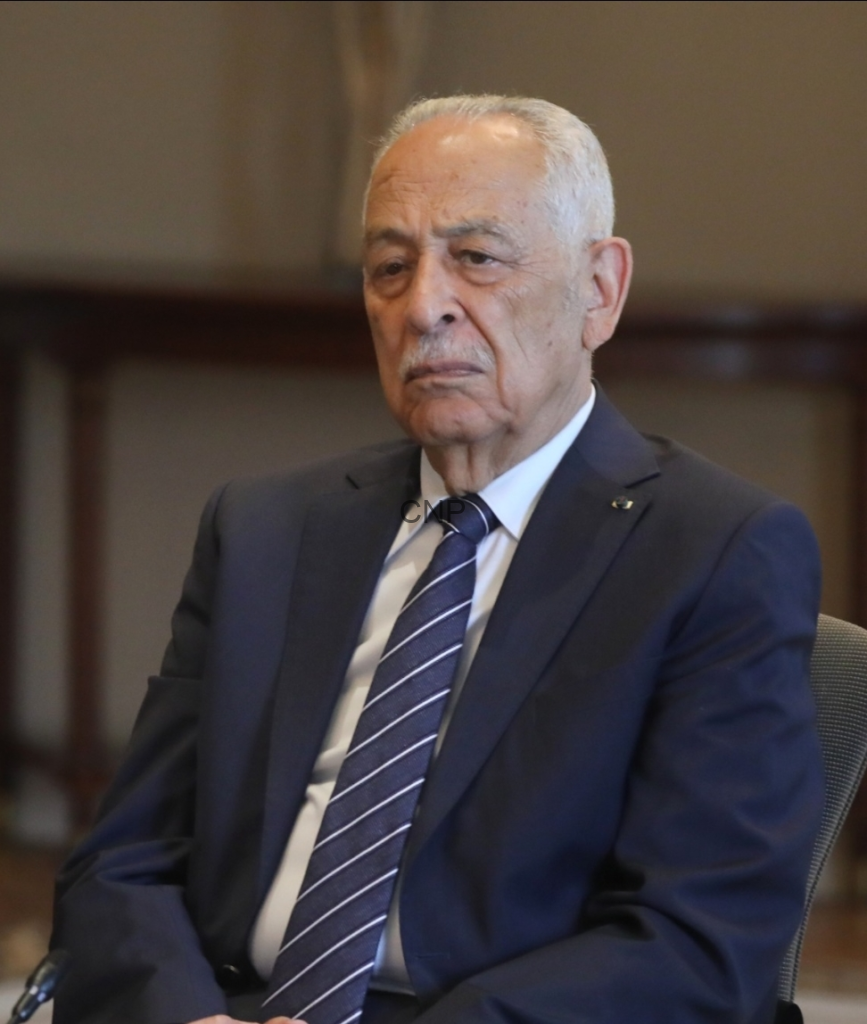 مندوبا عن الملك وولي العهد… العيسوي يعزي أزوقة والخالدي